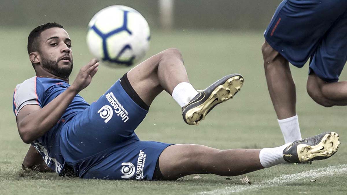 Palmeiras rescinde com lateral Jorge