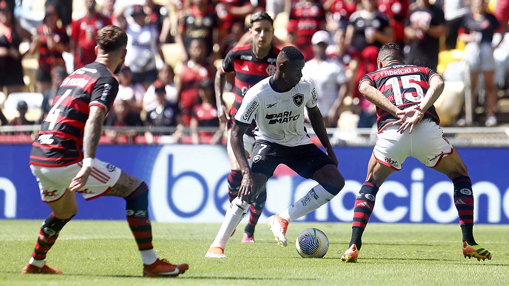 Flamengo 0 Botafogo 2 melhores momentos