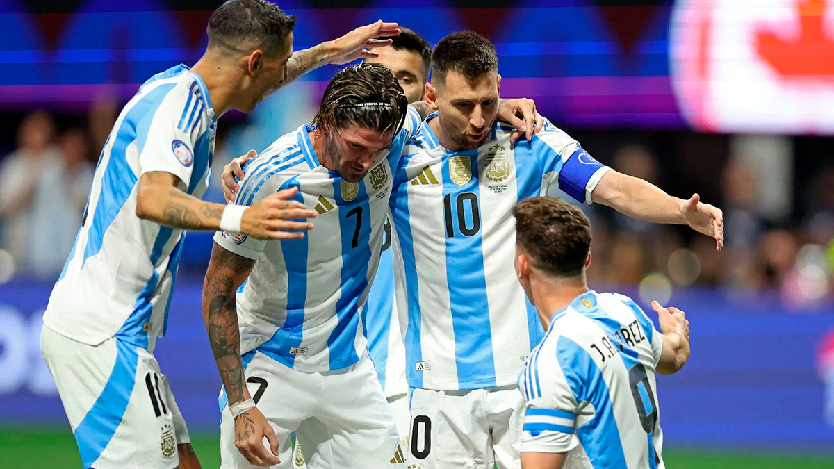 Argentina estreou na Copa América 2024 com uma vitória convincente sobre o Canadá por 2 a 0: veja gols e melhores momentos.