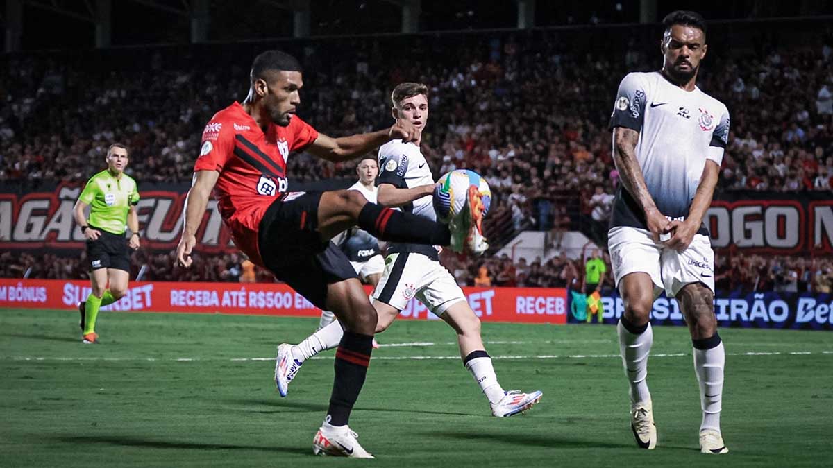 Atlético-GO e Corinthians empataram por 2 a 2 em partida emocionante válida pela oitava rodada do Brasileirão: veja gols e melhores momentos.