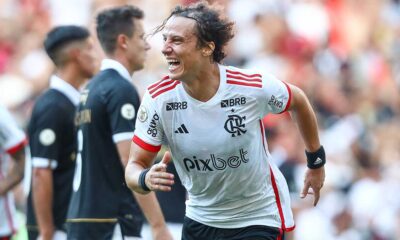 O Flamengo protagonizou uma goleada histórica no clássico contra o Vasco goleando o rival por 6 a 1: confira gols e melhores momentos.